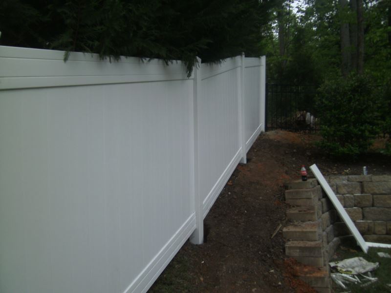 White Vinyl Privacy Fence Company Charlotte NC